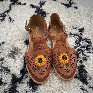 Authentic Mexican Huaraches Women’s Size (About US 6.5)